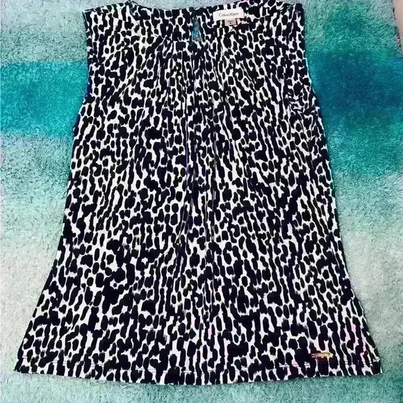 🔥Calvin Klein Tank Top🔥 - Picture 1 of 5